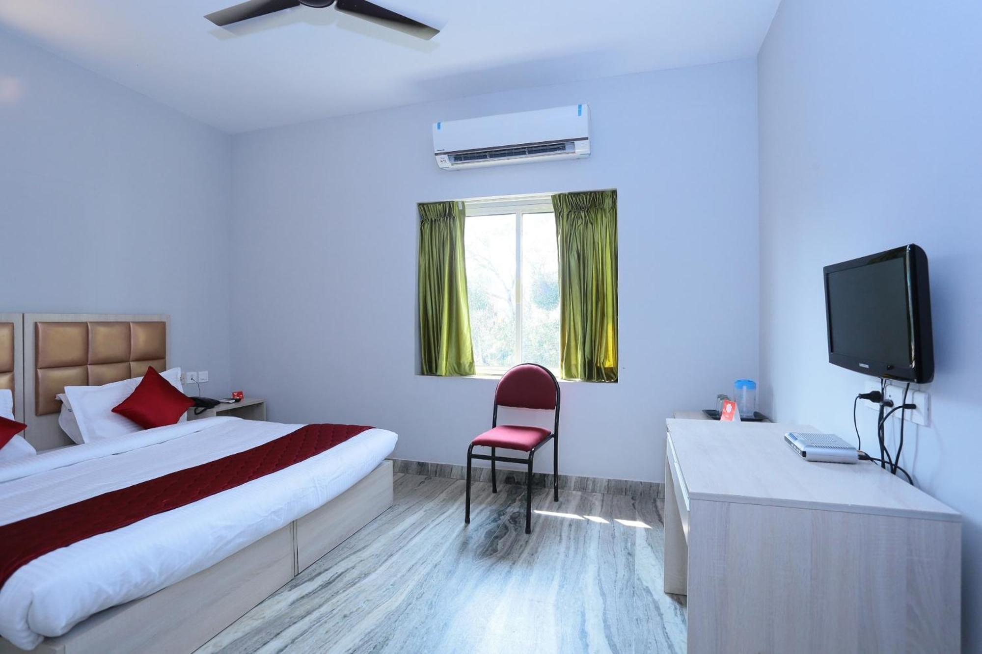 Super Townhouse Prince Palace Thiruvananthapuram Exterior foto